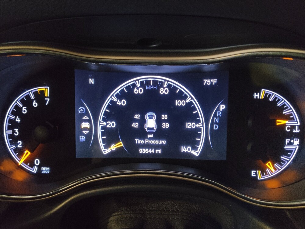 2017 Jeep Grand Cherokee in Mobile, AL 36606 - 18143018 23