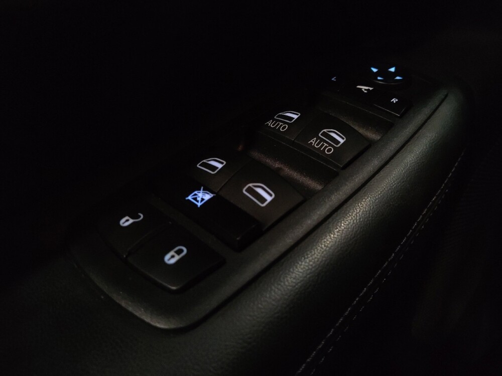 2017 Jeep Grand Cherokee in Mobile, AL 36606 - 18143018 27