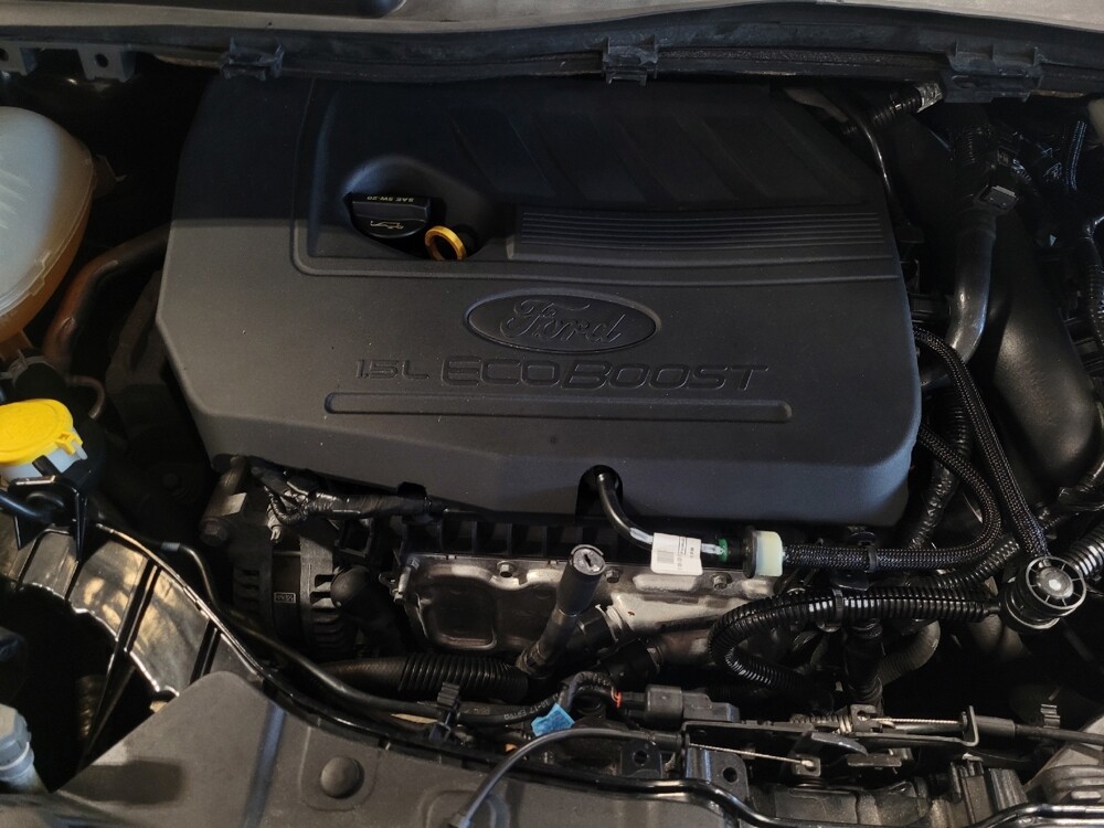 2018 Ford Escape in Jacksonville, FL 32210 - 18143019 30