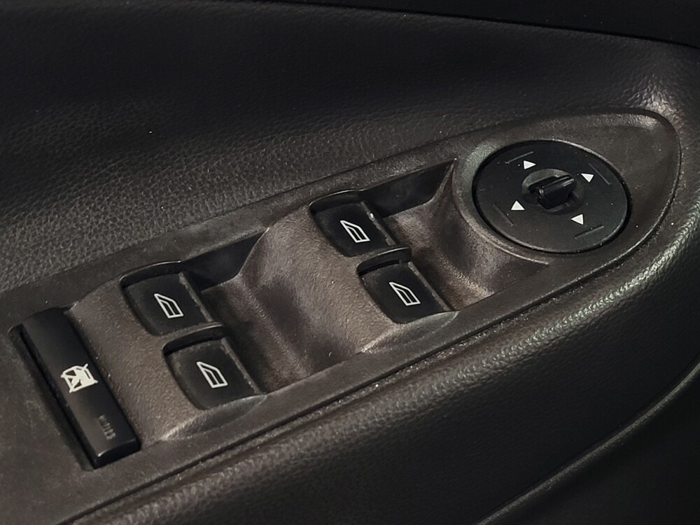 2018 Ford Escape in Jacksonville, FL 32210 - 18143019 27