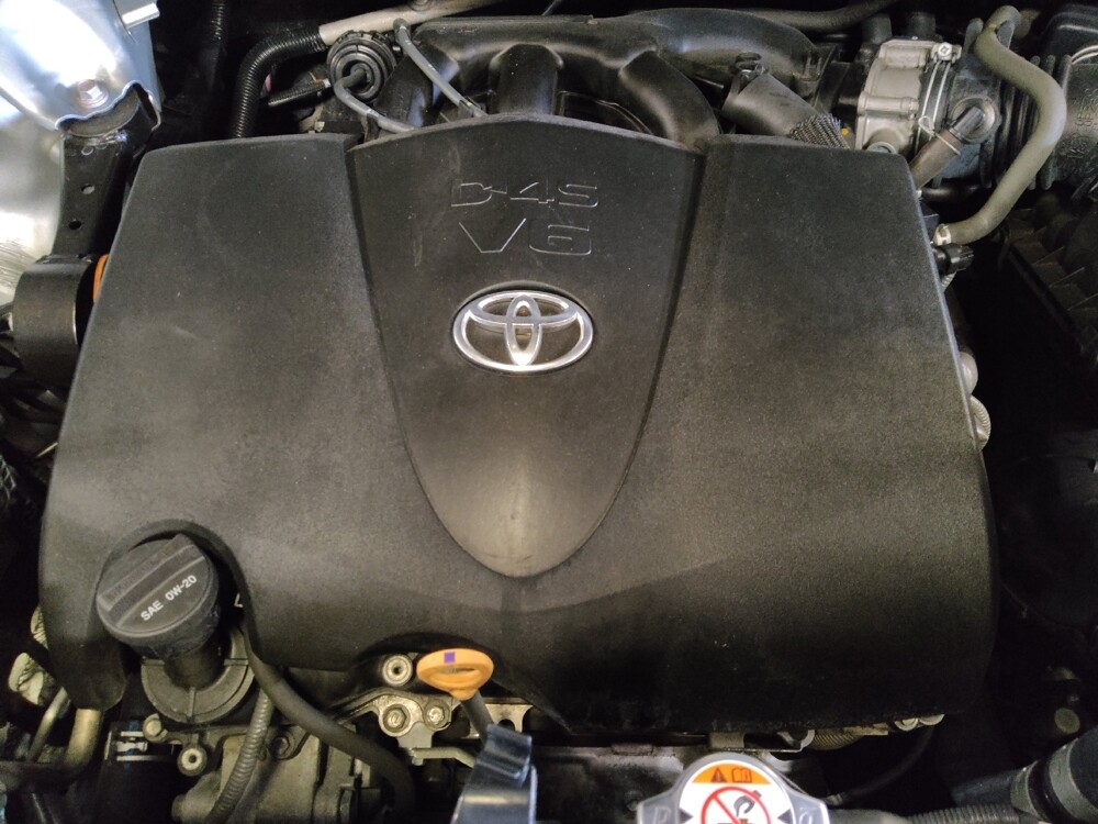 2019 Toyota Highlander in Jacksonville, FL 32210 - 18143022 30