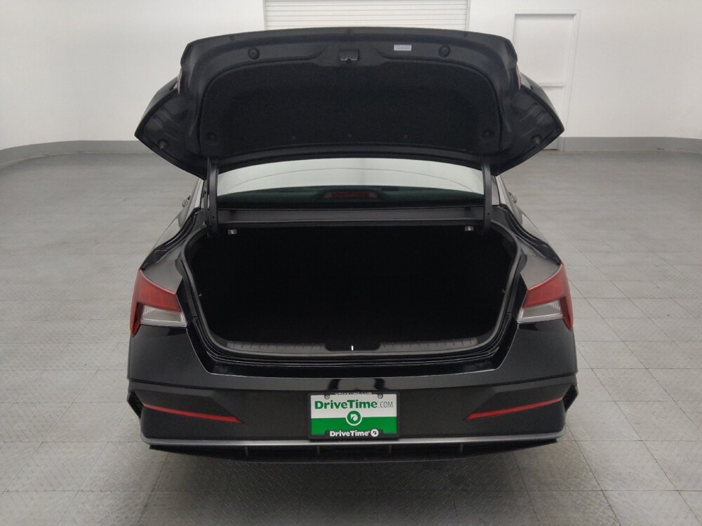 2025 Hyundai Elantra in Savannah, GA 31419 - 18143024 29
