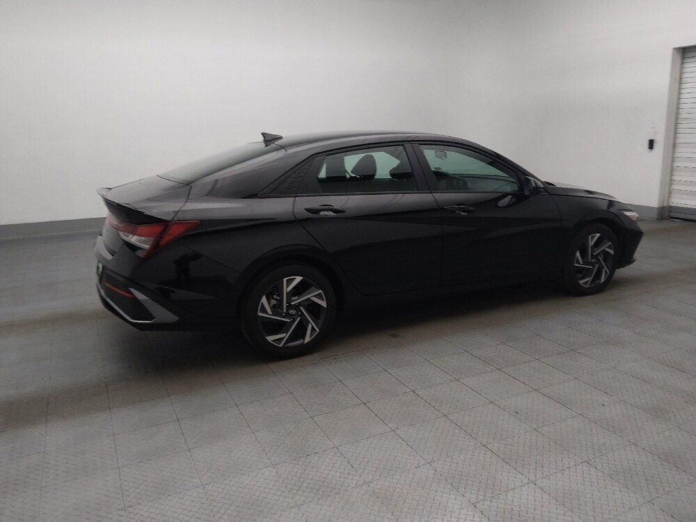 2025 Hyundai Elantra in Savannah, GA 31419 - 18143024 10