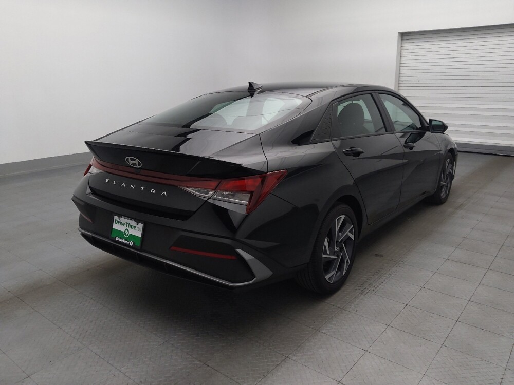 2025 Hyundai Elantra in Savannah, GA 31419 - 18143024 9