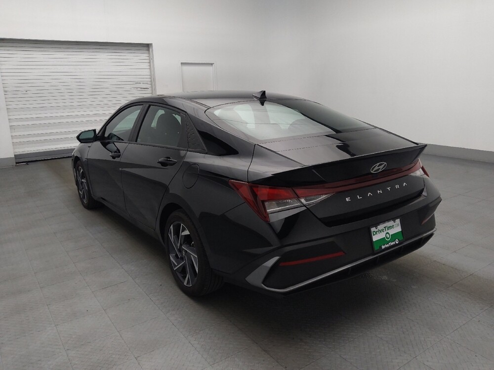 2025 Hyundai Elantra in Savannah, GA 31419 - 18143024 5