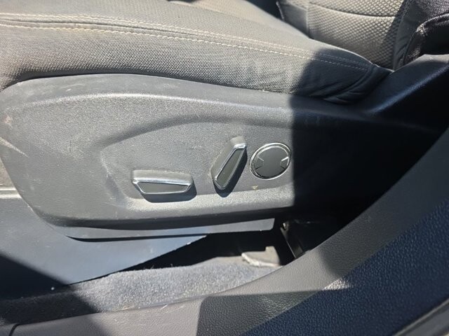 2016 Ford Explorer in Marysville, OH 43040 - 18143025 15