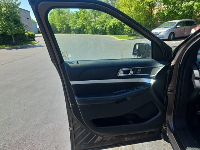 2016 Ford Explorer in Marysville, OH 43040 - 18143025 12