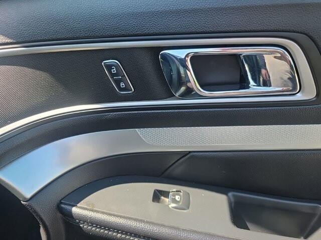 2016 Ford Explorer in Marysville, OH 43040 - 18143025 36