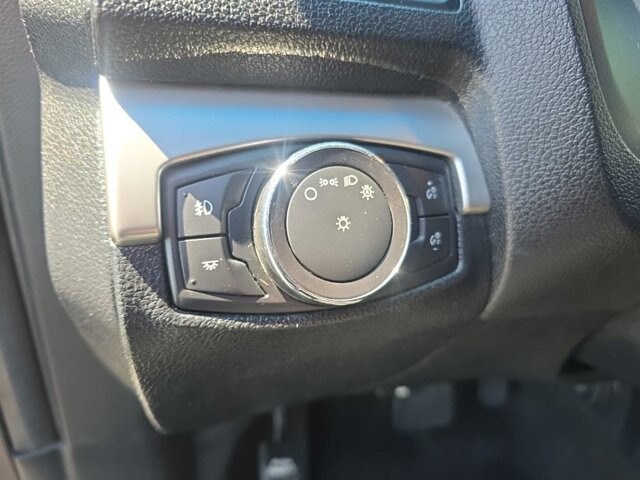 2016 Ford Explorer in Marysville, OH 43040 - 18143025 16