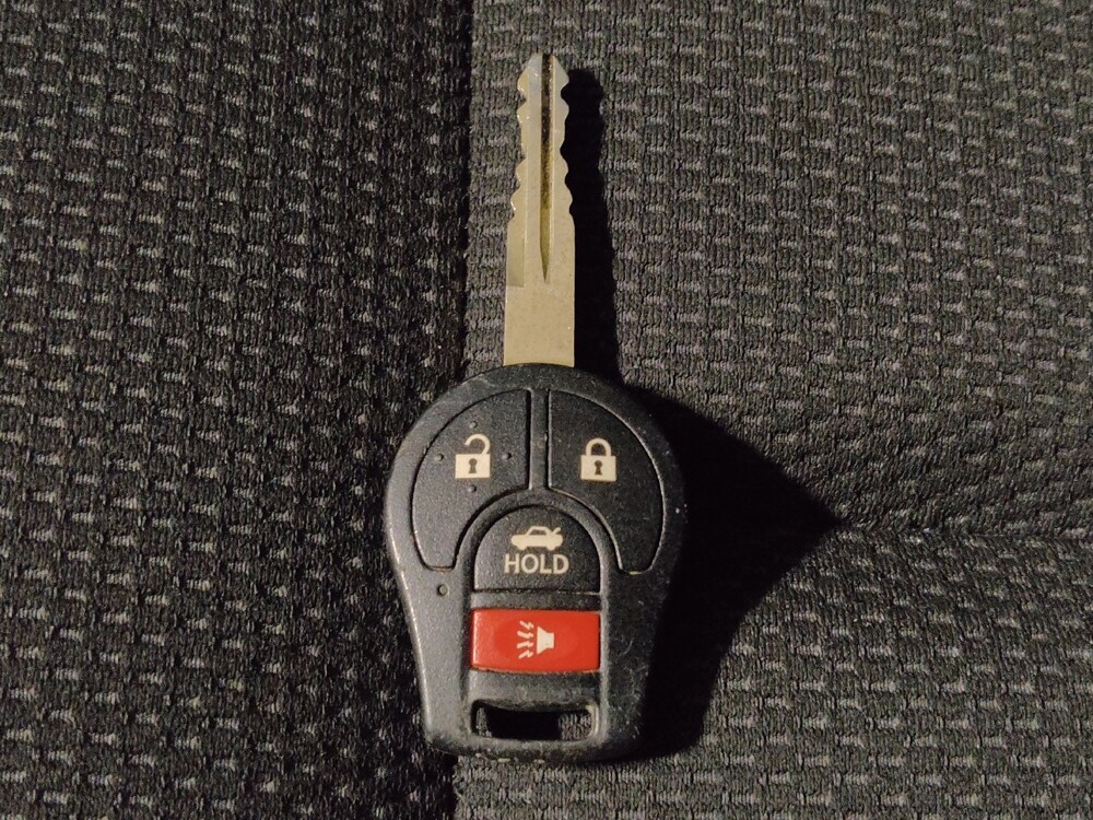 2018 Nissan Versa in Savannah, GA 31419 - 18143026 32