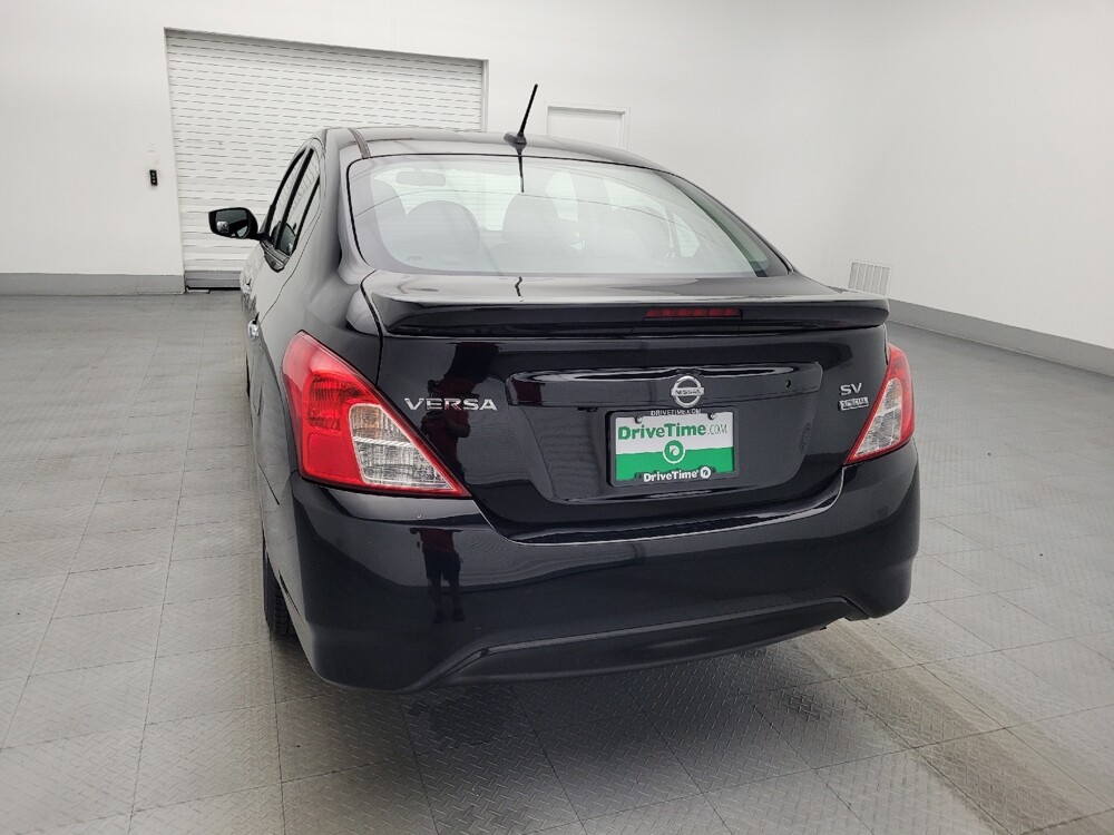 2018 Nissan Versa in Savannah, GA 31419 - 18143026 6
