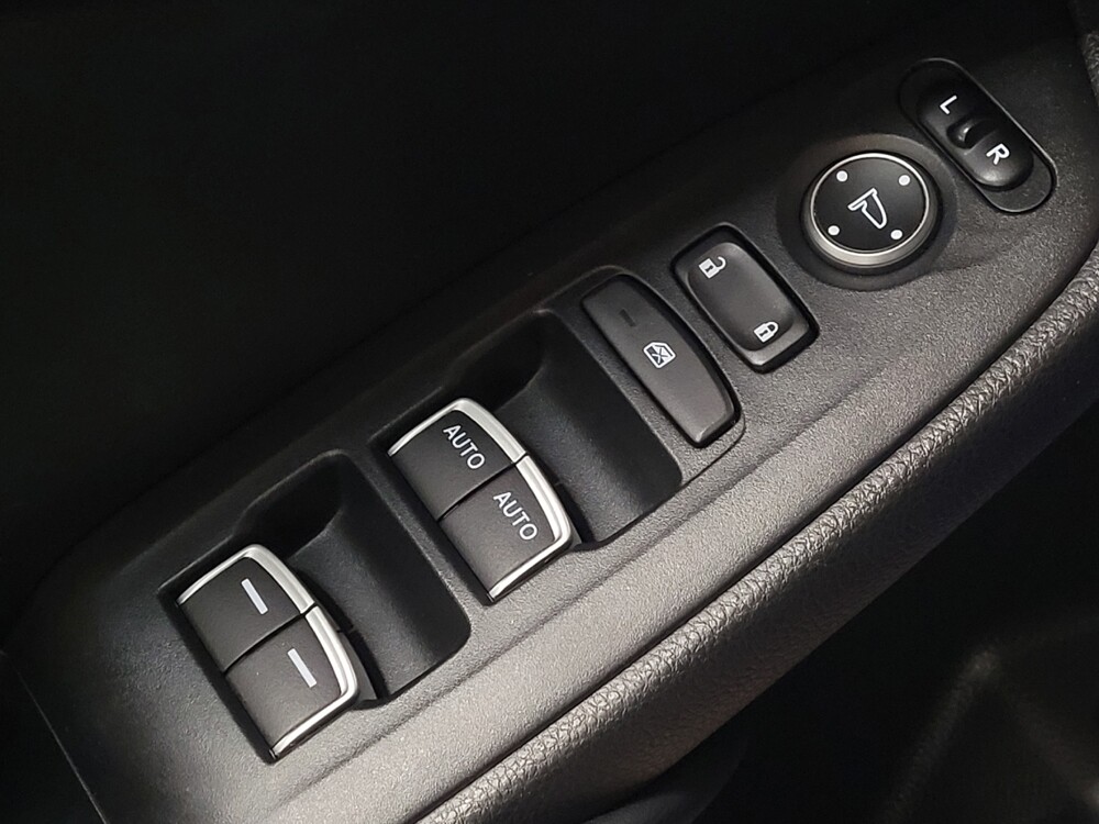 2018 Honda Accord in Miami, FL 33157 - 18143028 27