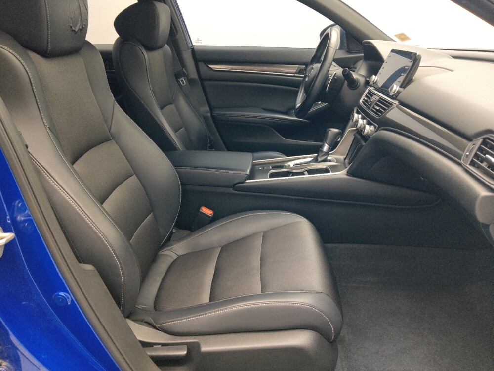 2018 Honda Accord in Miami, FL 33157 - 18143028 21