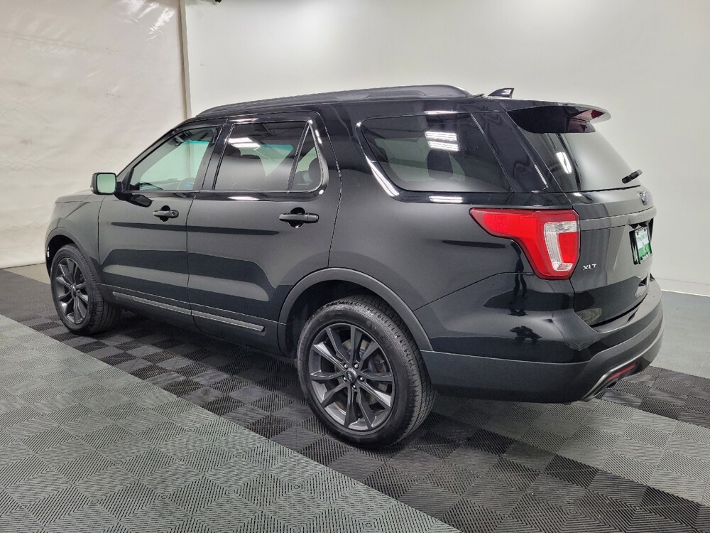 2017 Ford Explorer in Langhorne, PA 19047 - 18143036 3