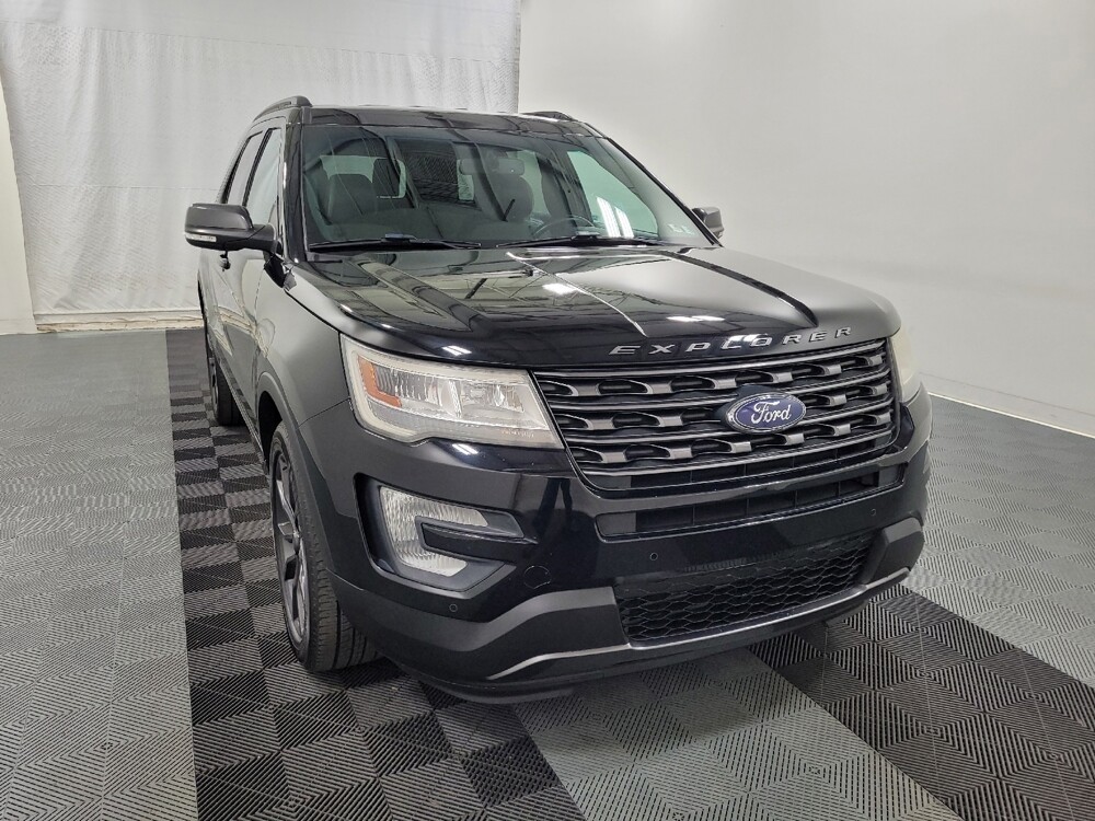 2017 Ford Explorer in Langhorne, PA 19047 - 18143036 14