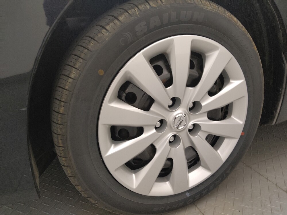 2017 Nissan Sentra in Fayetteville, NC 28304 - 18143037 31