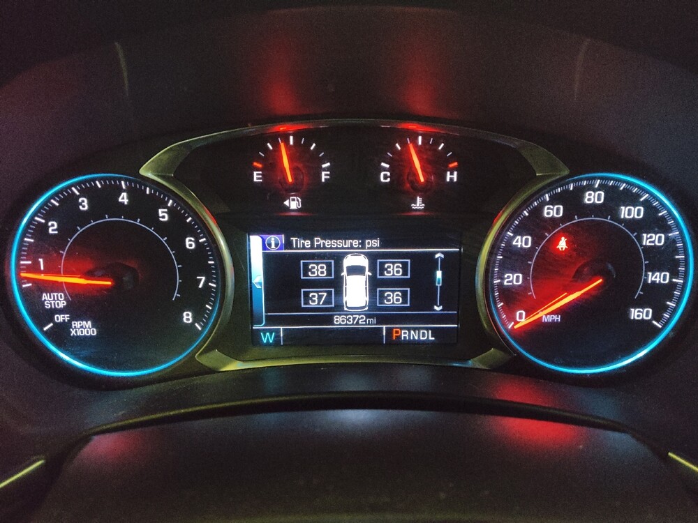 2018 Chevrolet Equinox in Charlotte, NC 28213 - 18143040 23