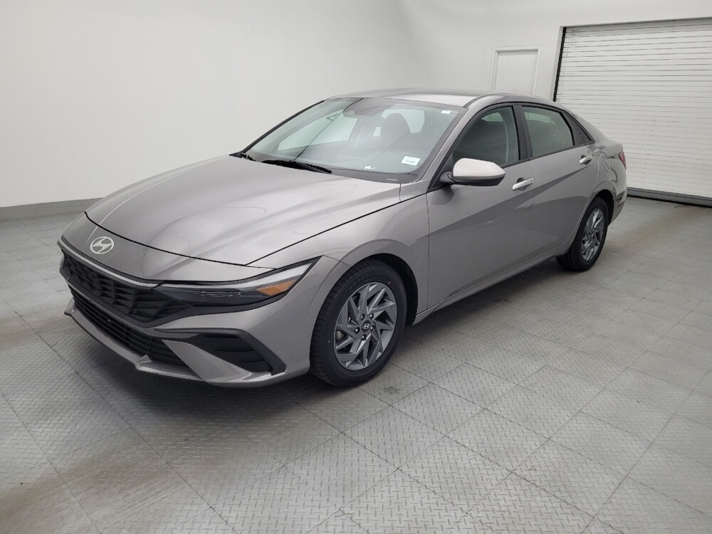 2024 Hyundai Elantra in Greenville, SC 29607 - 18143046 2