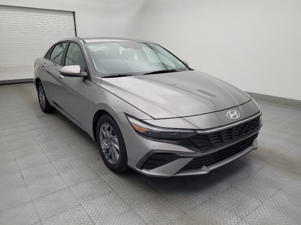 2024 Hyundai Elantra in Greenville, SC 29607 - 18143046 13