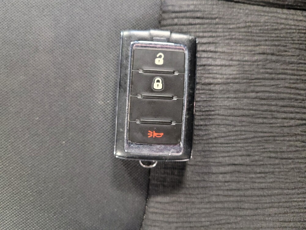 2023 Jeep Grand Cherokee in Greenville, SC 29607 - 18143054 32