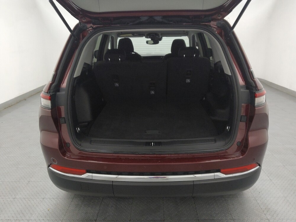 2023 Jeep Grand Cherokee in Greenville, SC 29607 - 18143054 29