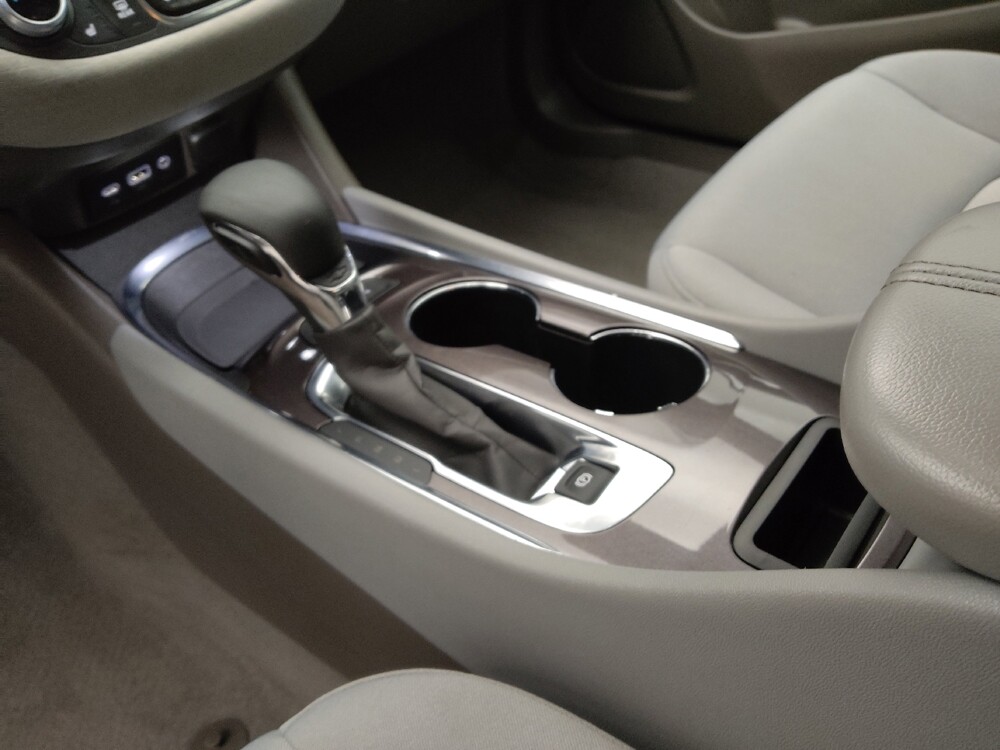 2022 Chevrolet Malibu in Denver, CO 80012 - 18143059 26