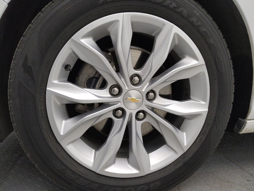 2022 Chevrolet Malibu in Denver, CO 80012 - 18143059 31