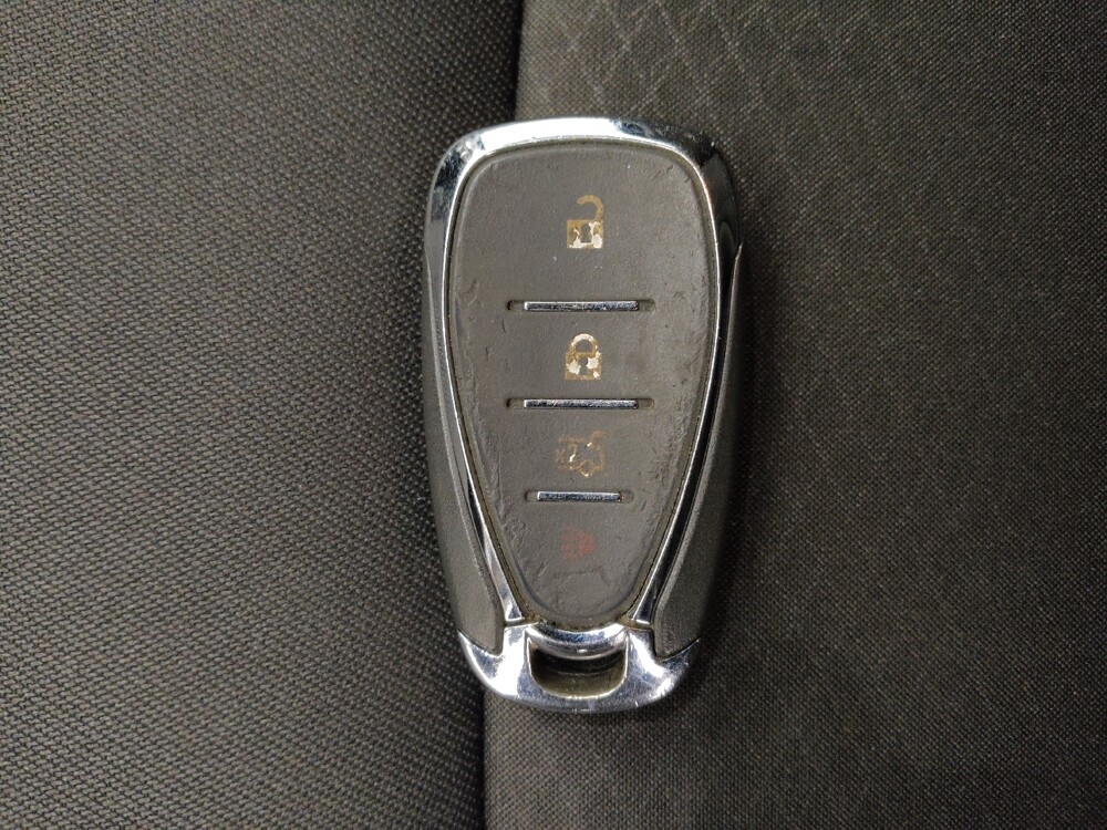 2021 Chevrolet Malibu in Denver, CO 80012 - 18143064 32