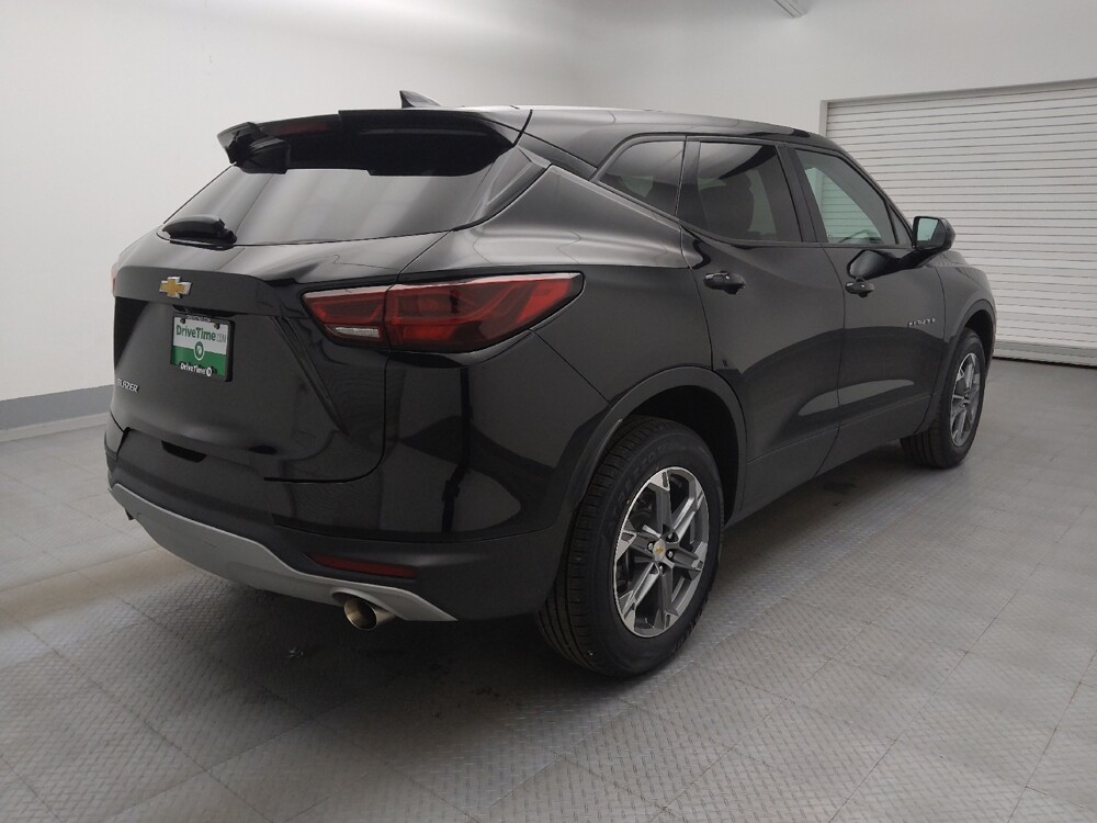 2023 Chevrolet Blazer in Lakewood, CO 80215 - 18143072 9