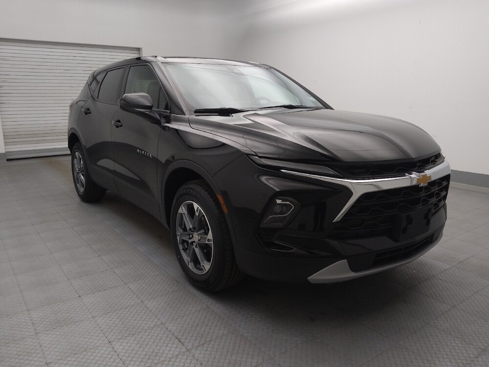 2023 Chevrolet Blazer in Lakewood, CO 80215 - 18143072 13