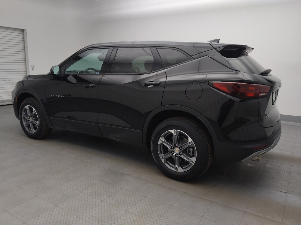 2023 Chevrolet Blazer in Lakewood, CO 80215 - 18143072 3