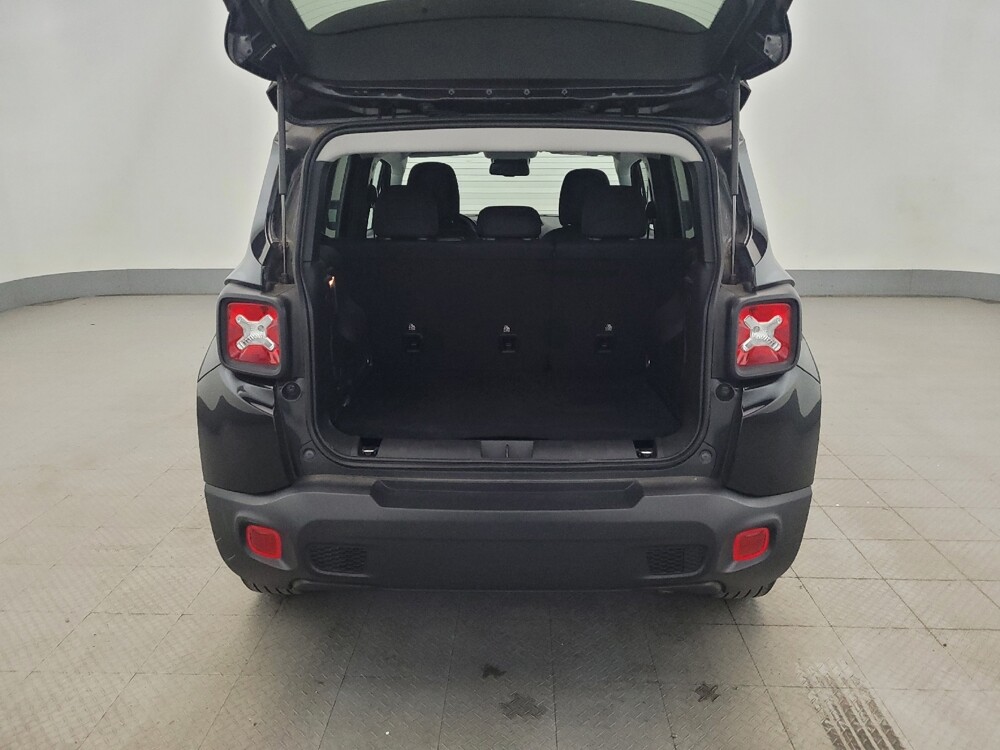2023 Jeep Renegade in Glen Burnie, MD 21061 - 18143073 29