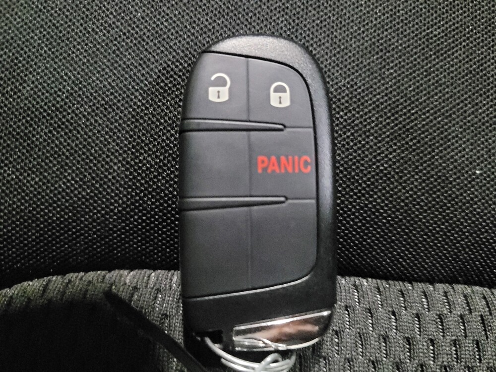 2023 Jeep Renegade in Glen Burnie, MD 21061 - 18143073 32