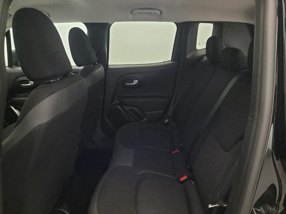 2023 Jeep Renegade in Glen Burnie, MD 21061 - 18143073 18