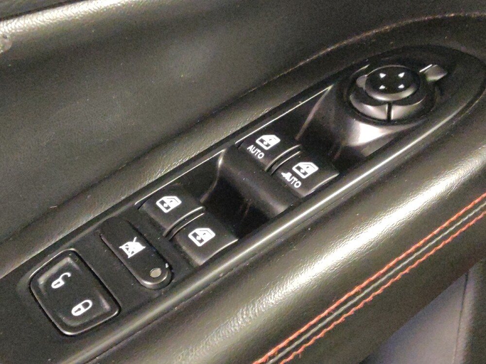 2018 Jeep Compass in Houston, TX 77060 - 18143086 27
