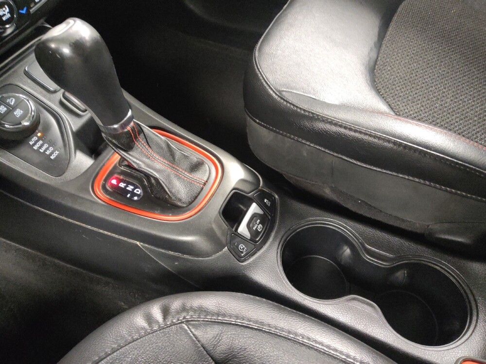 2018 Jeep Compass in Houston, TX 77060 - 18143086 26
