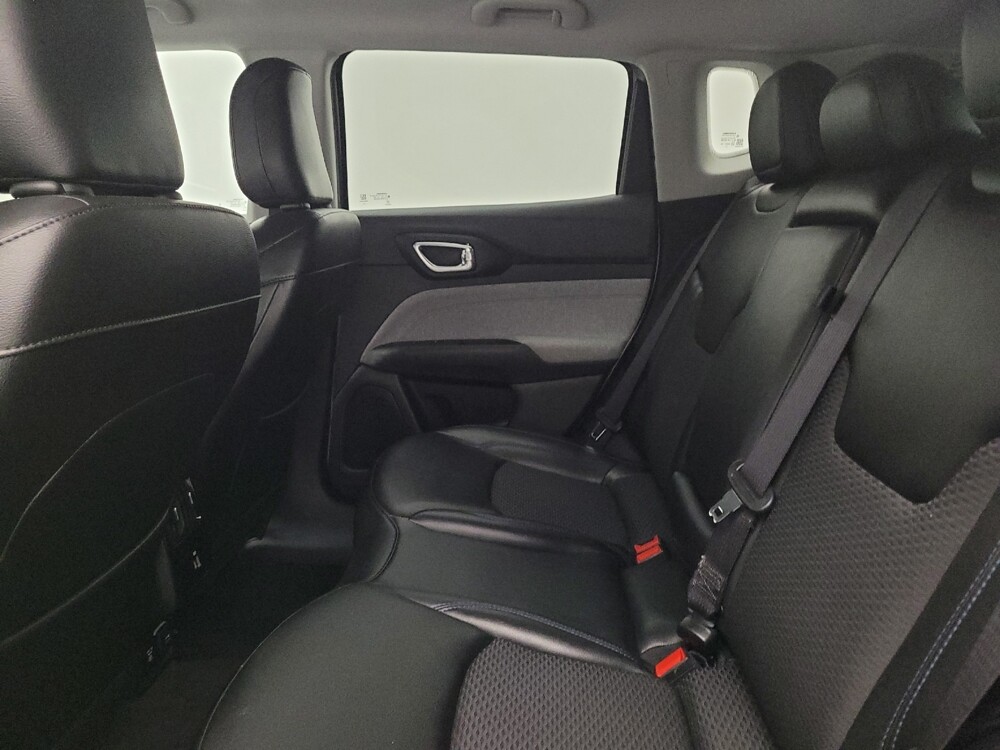 2022 Jeep Compass in Cincinnati, OH 45255 - 18143103 18