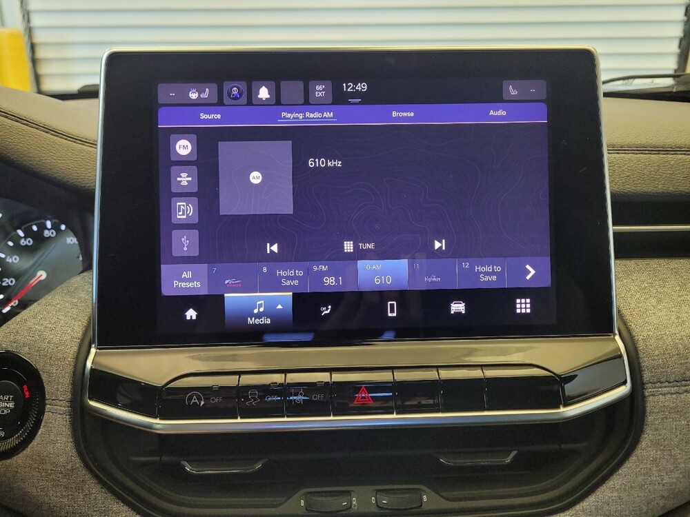2022 Jeep Compass in Cincinnati, OH 45255 - 18143103 25