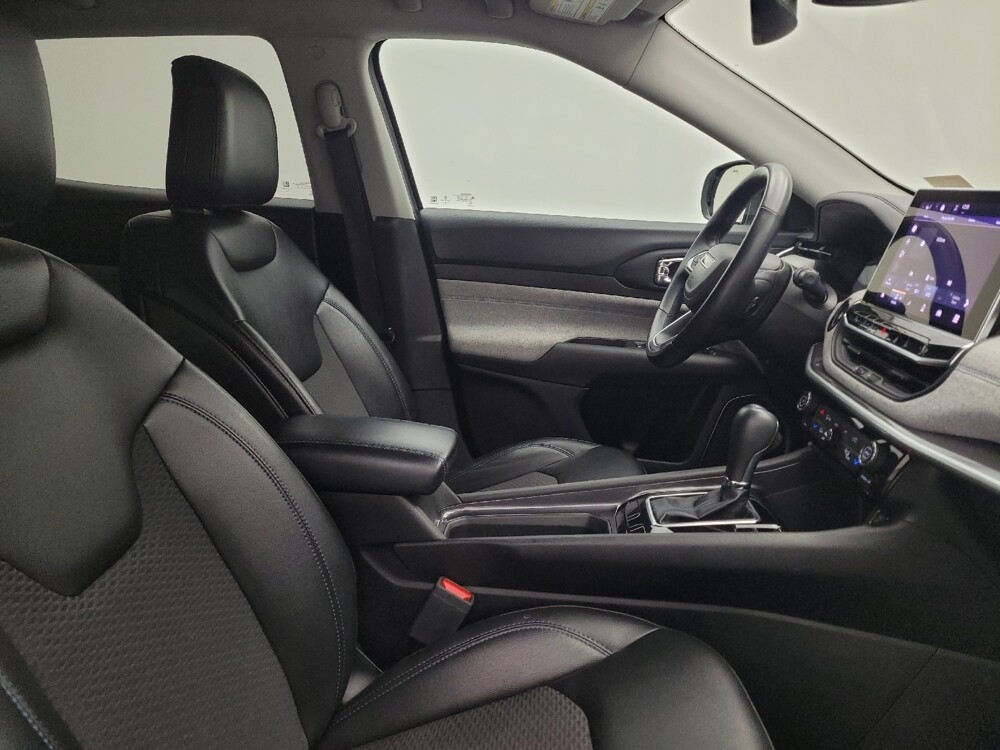 2022 Jeep Compass in Cincinnati, OH 45255 - 18143103 21