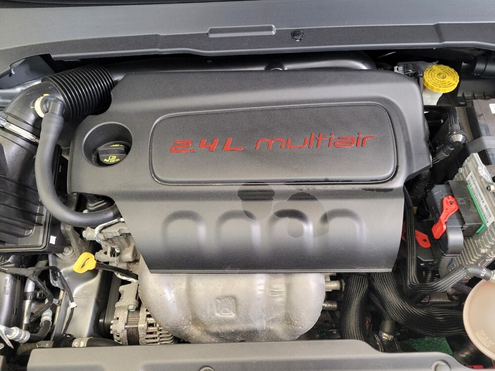 2022 Jeep Compass in Cincinnati, OH 45255 - 18143103 30
