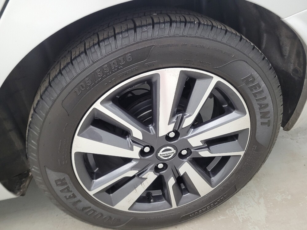 2021 Nissan Versa in Cincinnati, OH 45255 - 18143104 31