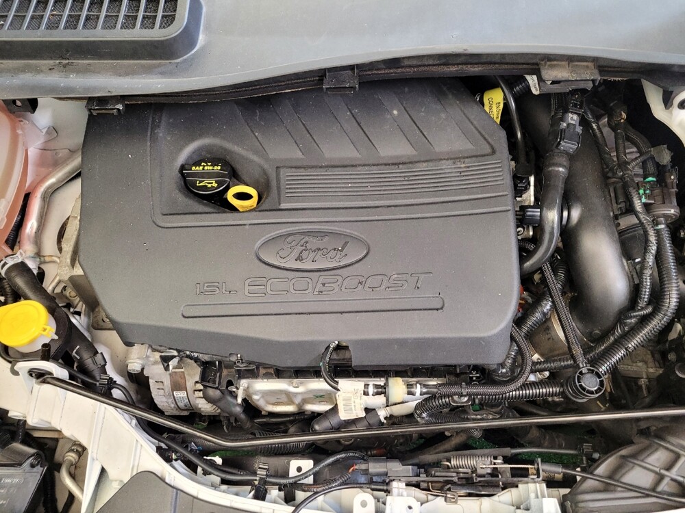 2018 Ford Escape in Cincinnati, OH 45255 - 18143105 30