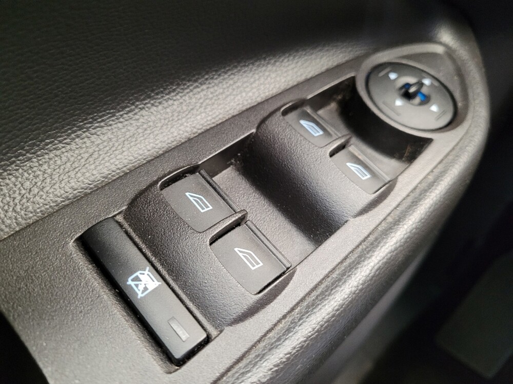2018 Ford Escape in Cincinnati, OH 45255 - 18143105 27