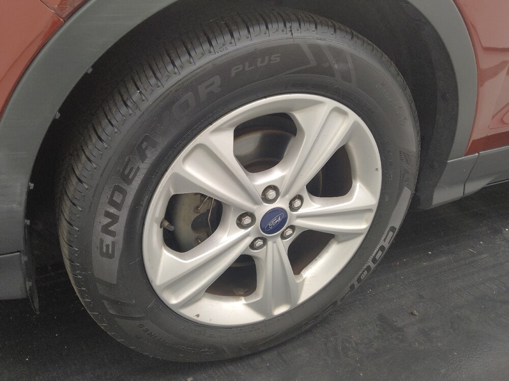2016 Ford Escape in St. Louis, MO 63125 - 18143106 31