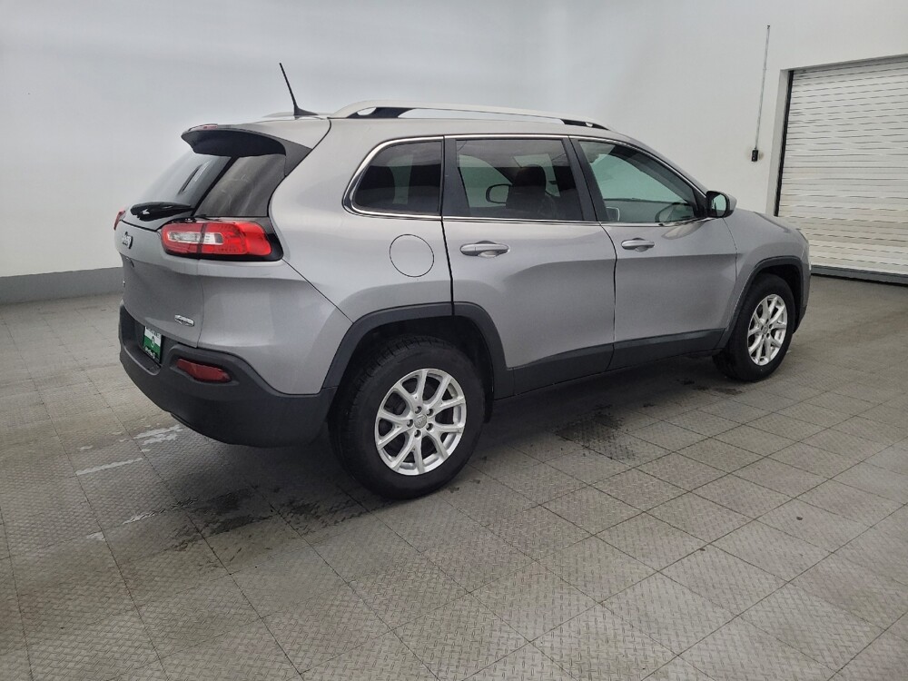 2017 Jeep Cherokee in Allentown, PA 18103 - 18143107 10