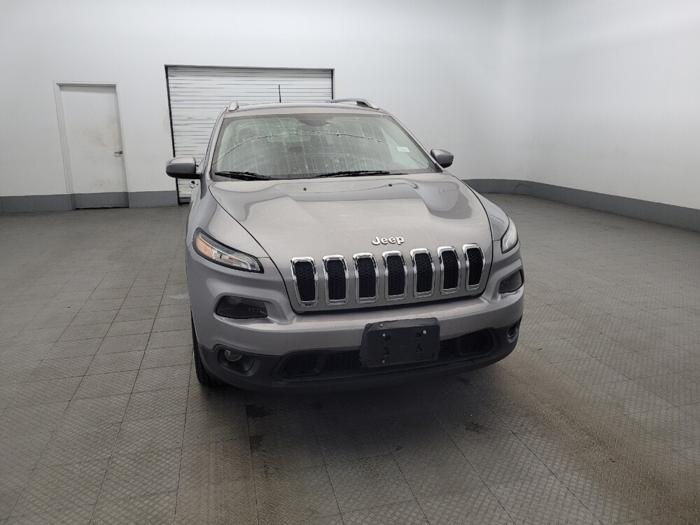 2017 Jeep Cherokee in Allentown, PA 18103 - 18143107 14