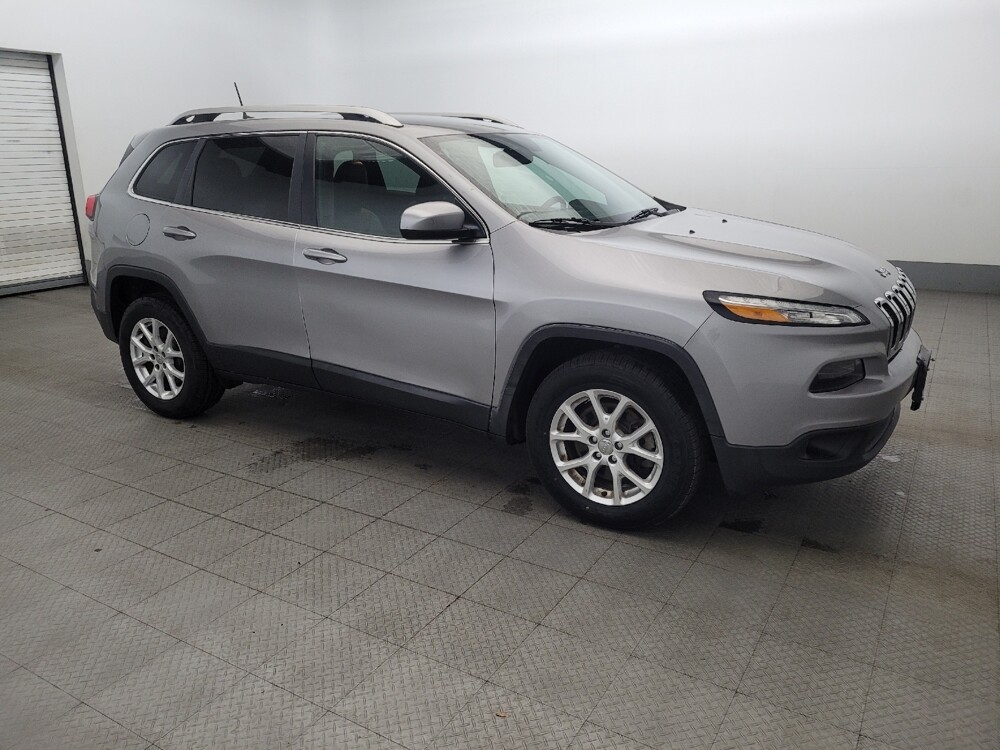 2017 Jeep Cherokee in Allentown, PA 18103 - 18143107 11