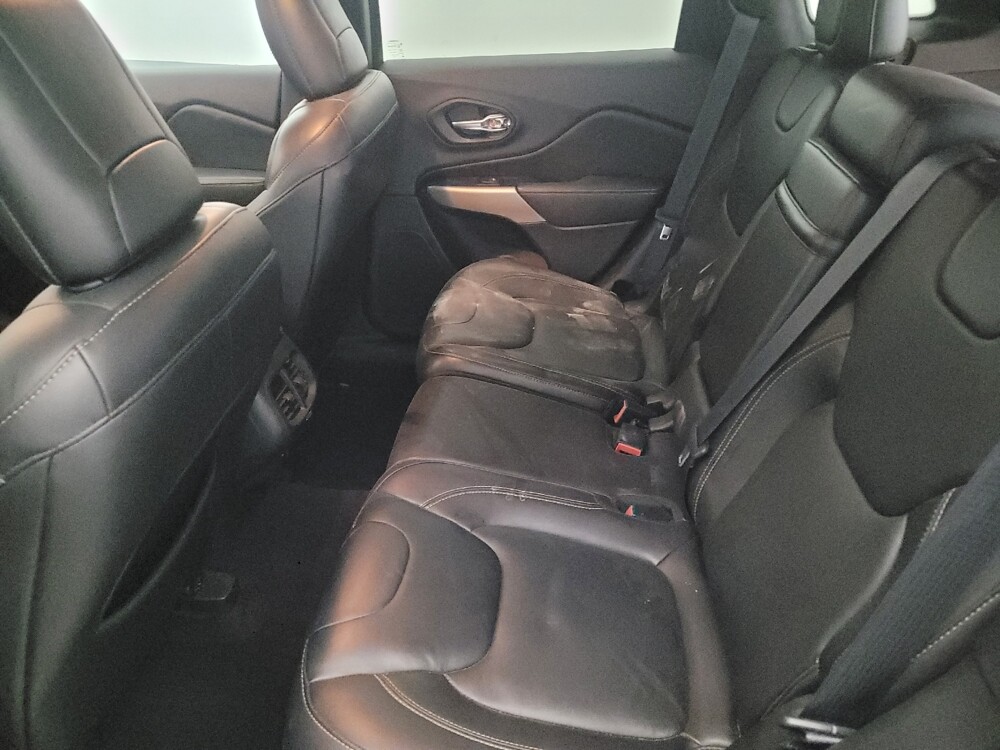2017 Jeep Cherokee in Allentown, PA 18103 - 18143107 18