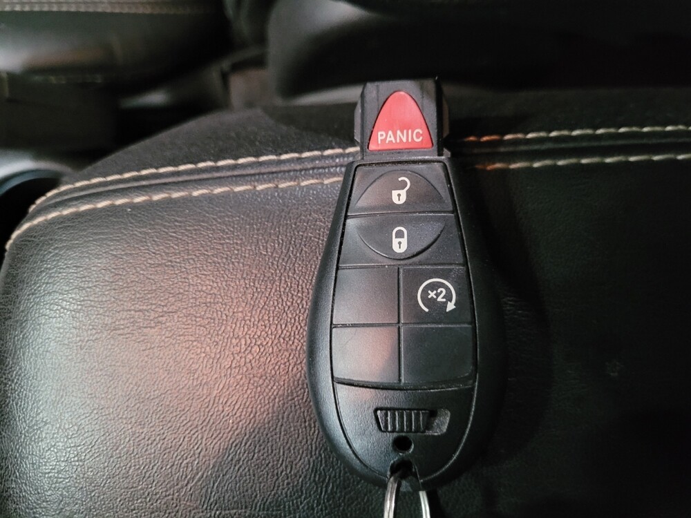 2017 Jeep Cherokee in Allentown, PA 18103 - 18143107 32