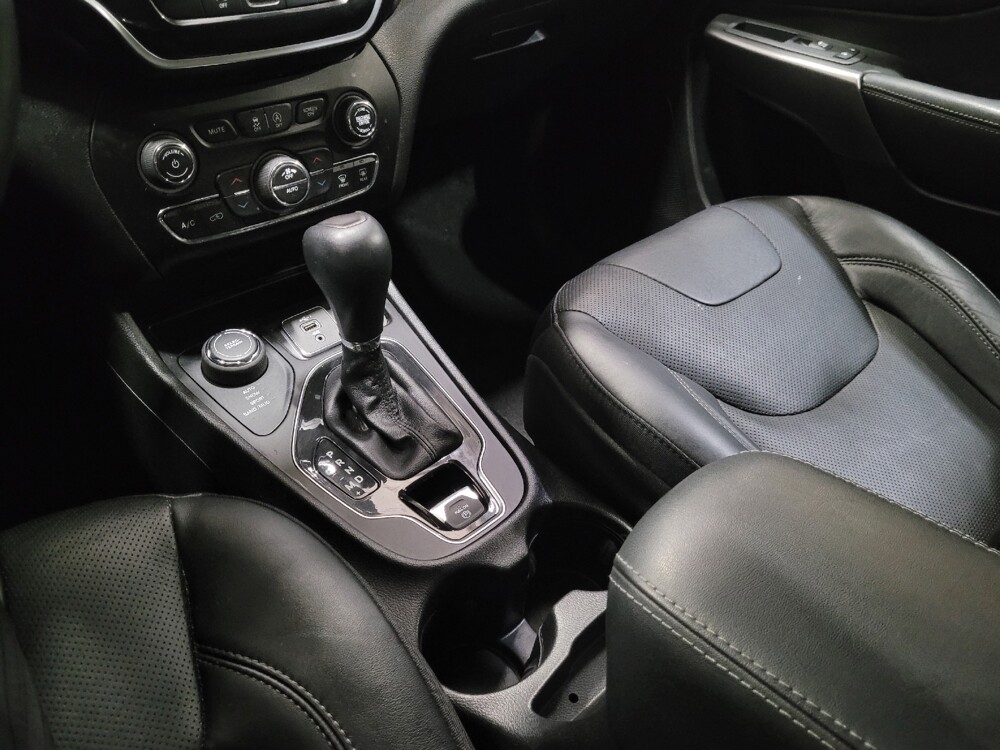 2019 Jeep Cherokee in Temple Hills, MD 20746 - 18143112 26